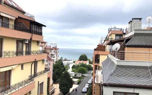 Drei-Zimmer-Wohnung mit Panorama-Meerblick und Pool im Komplex Siana, Sweti Wlas ID: 108850