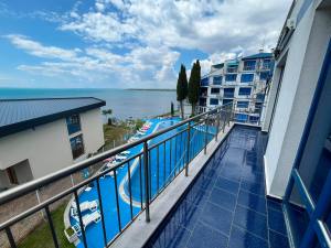 Blue Bay Palace