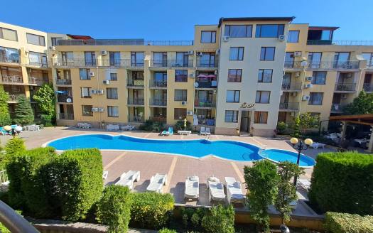 Drei-Zimmer-Wohnung mit Panorama-Meerblick und Pool im Komplex Siana, Sweti Wlas ID: 108850