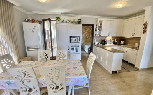Luxuriöse Vierzimmerwohnung mit Meerblick und Parkplatz im Komplex Olymp, Sweti Wlas ID: 108995