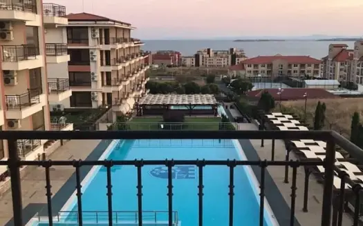 Four-room apartment at a reduced price in the Macon Residence complex, Saint Vlas ID: 109196