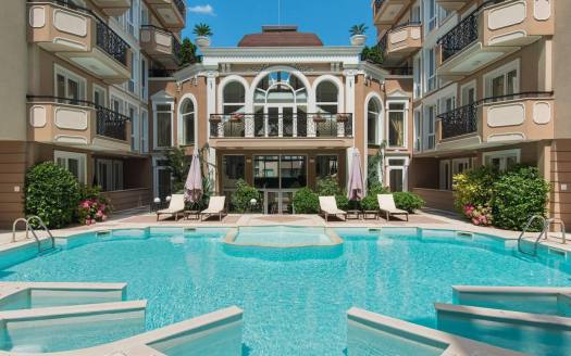 Three-bedroom apartment in the prestigious complex Dawn Park Deluxe, Sunny Beach ID: 109251