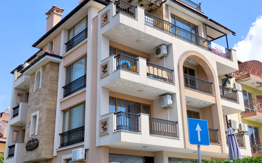 Трехкомнатный апартамент с паркоместом в комплексе Villa Eva (Вила Ева), Святой Влас ID: 107280