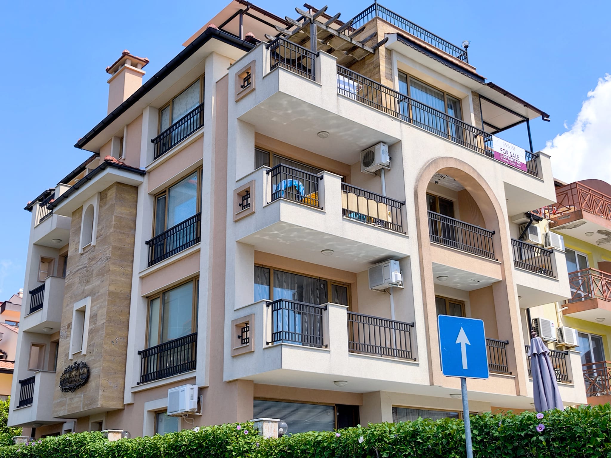 Трехкомнатный апартамент с паркоместом в комплексе Villa Eva (Вила Ева), Святой Влас ID: 107280 - фото 2