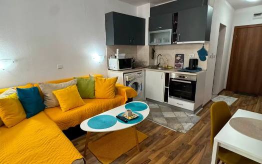 Two-bedroom apartment 350 meters from the sea in the Sea Breeze complex, Saint Vlas ID: 111049
