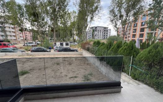 Two-room apartment with a private yard in the Emilia Romana City 2 complex, Sunny Beach ID: 111311