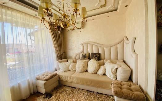Розкішна трьохкімнатна квартира без плати за обслуговування на відстані 50 метрів від моря, Равда ID: 109784