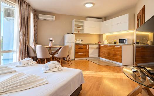 Просторен тристаен апартамент в комплекс Yassen, Слънчев бряг ID: 114501