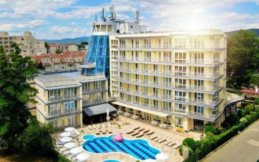 Двустаен апартамент с изглед към басейна в комплекс Sol e Mar, Слънчев бряг ID: 114810